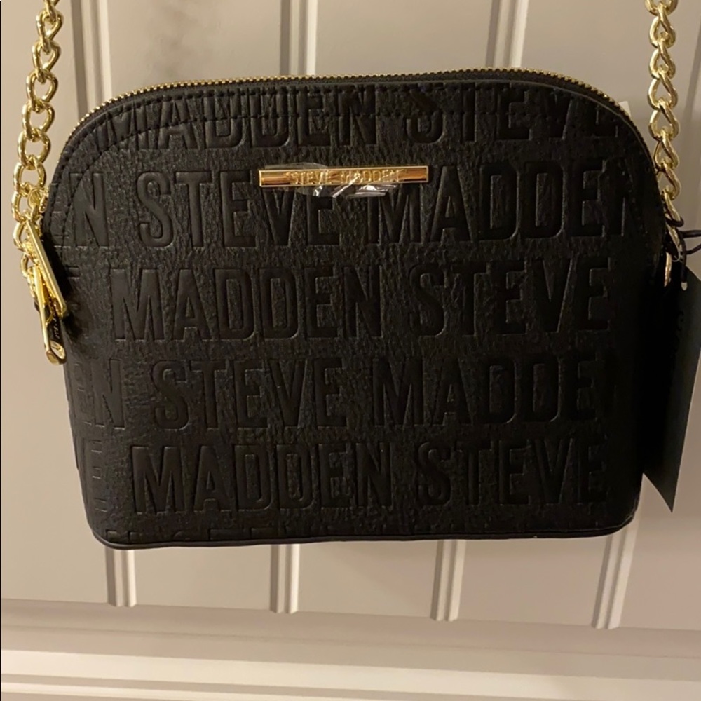 NWT Steve Madden Black bMaggie Logo Crossbody - Picture 2 of 5